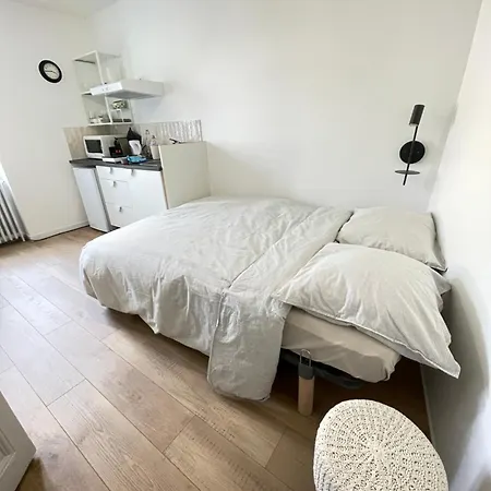 Au Coeur De *